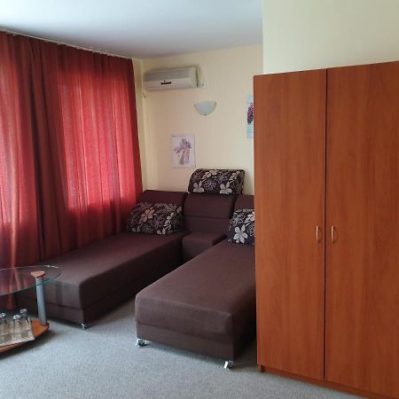 Family Hotel Diana Pomorie Luaran gambar
