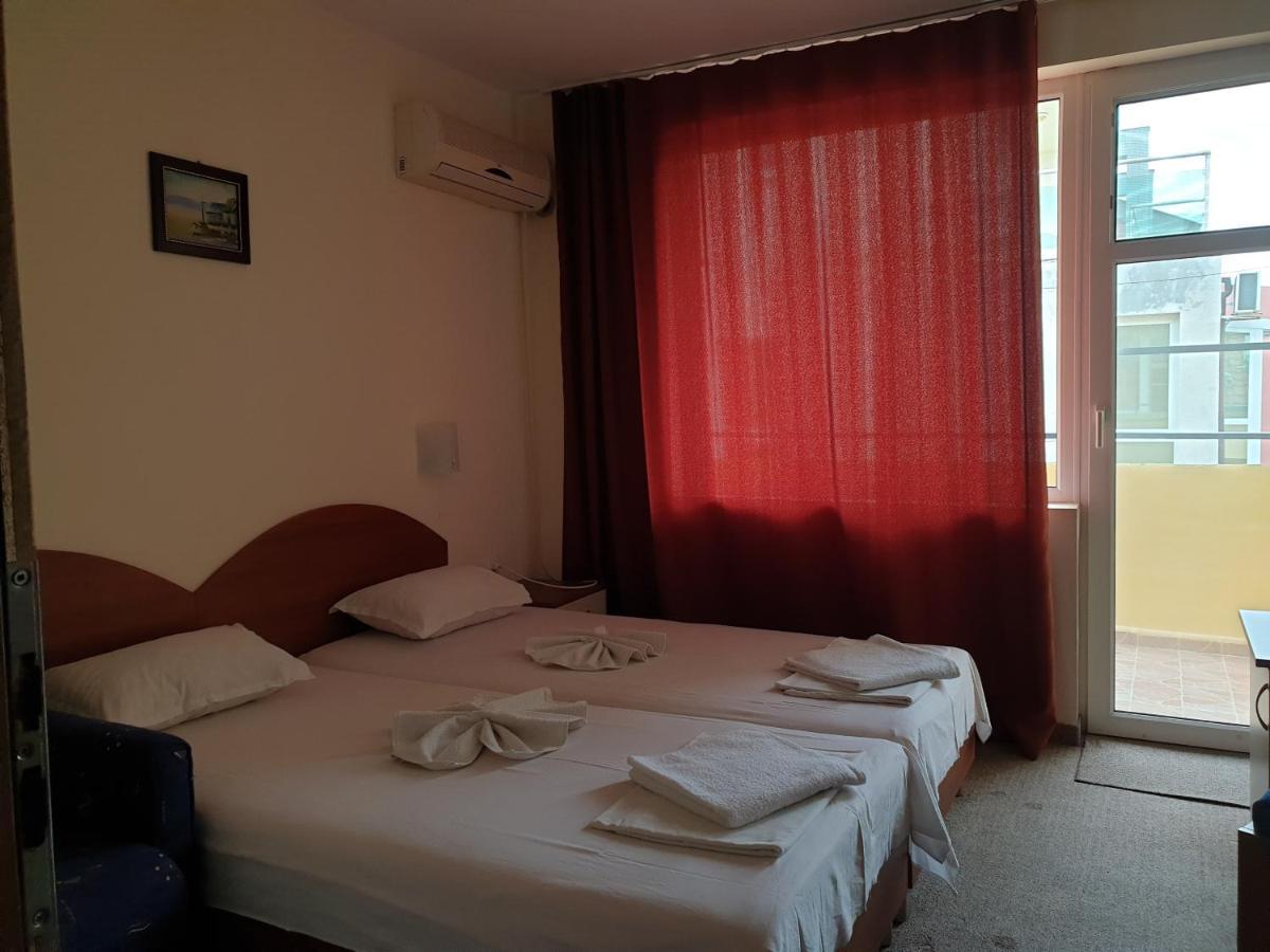 Family Hotel Diana Pomorie Luaran gambar