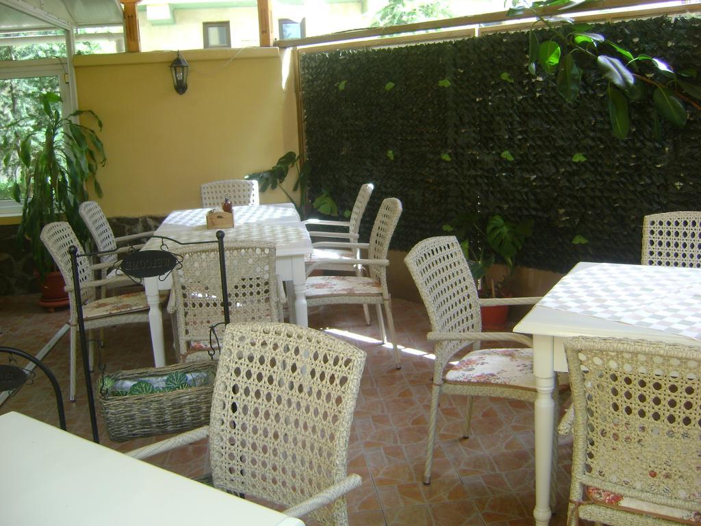 Family Hotel Diana Pomorie Luaran gambar