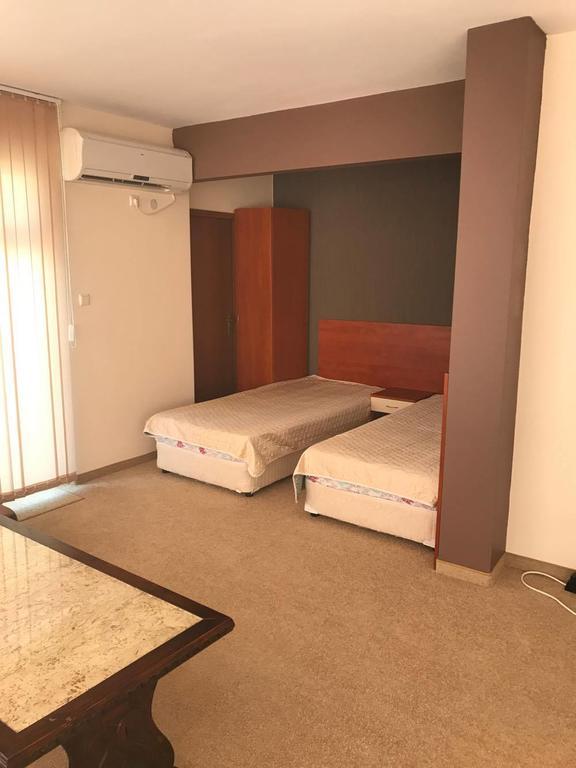 Family Hotel Diana Pomorie Luaran gambar